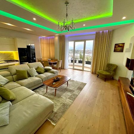 Queen'S Luxury Apartments Lake Tirana Zewnętrze zdjęcie