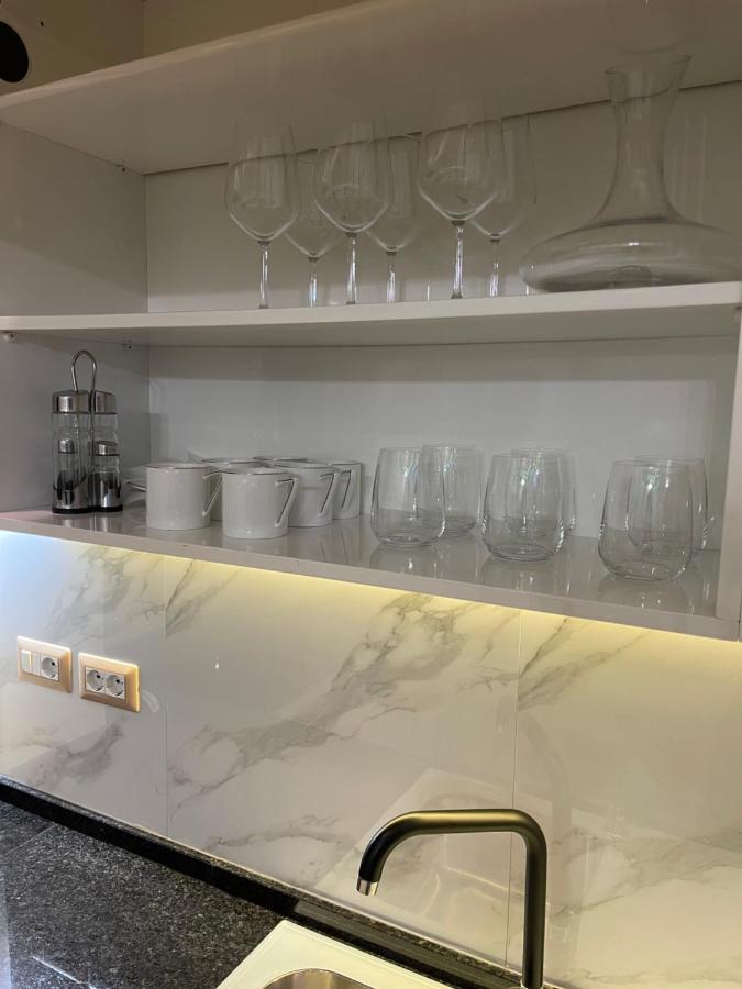 Queen'S Luxury Apartments Lake Tirana Zewnętrze zdjęcie